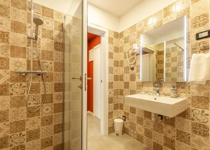 X Boutique Marinac &